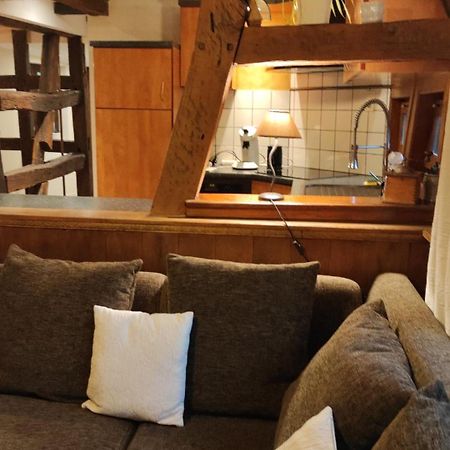 Gite Au Petit Ruisseau-Etage Et Combles-Maison Alsacienne 4 Personnes 4 Nuitees Minimum Langensoultzbach Екстер'єр фото